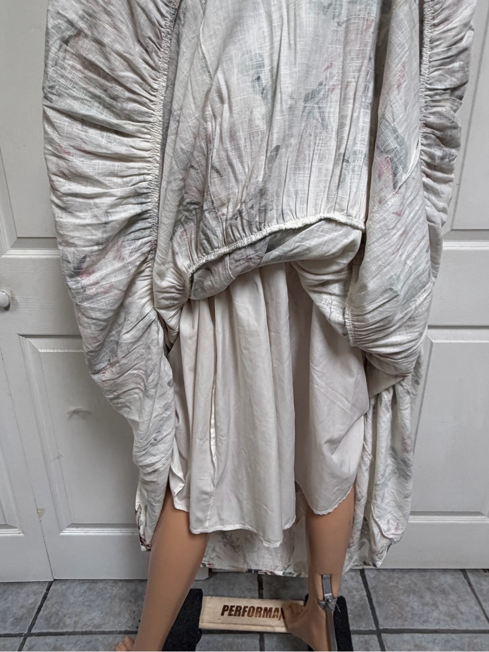 Express Linen Bland Floral Smocked Tiered Maxi Dress Size L - Picture 11 of 15